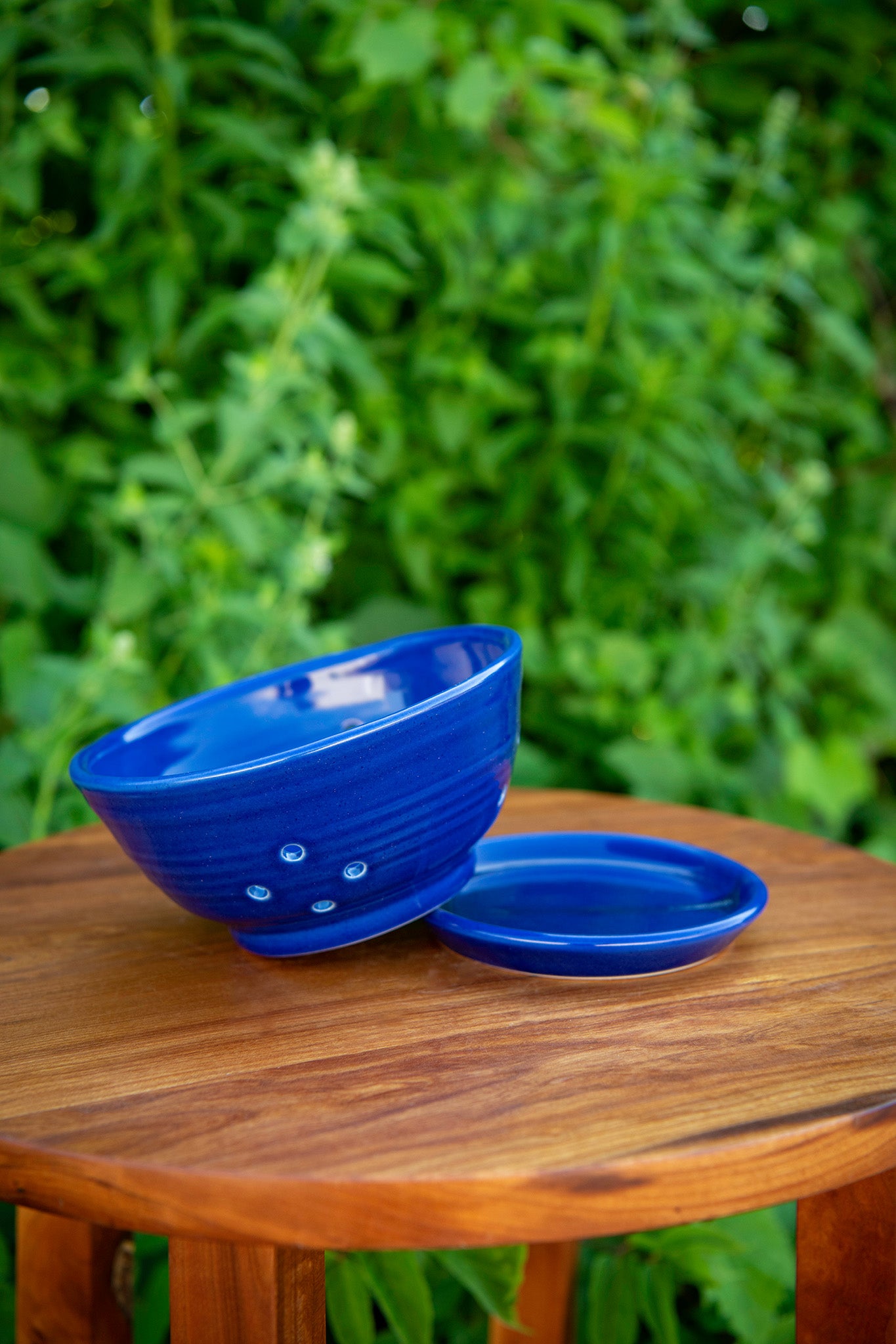 Berry Bowl with Saucer in American Blue