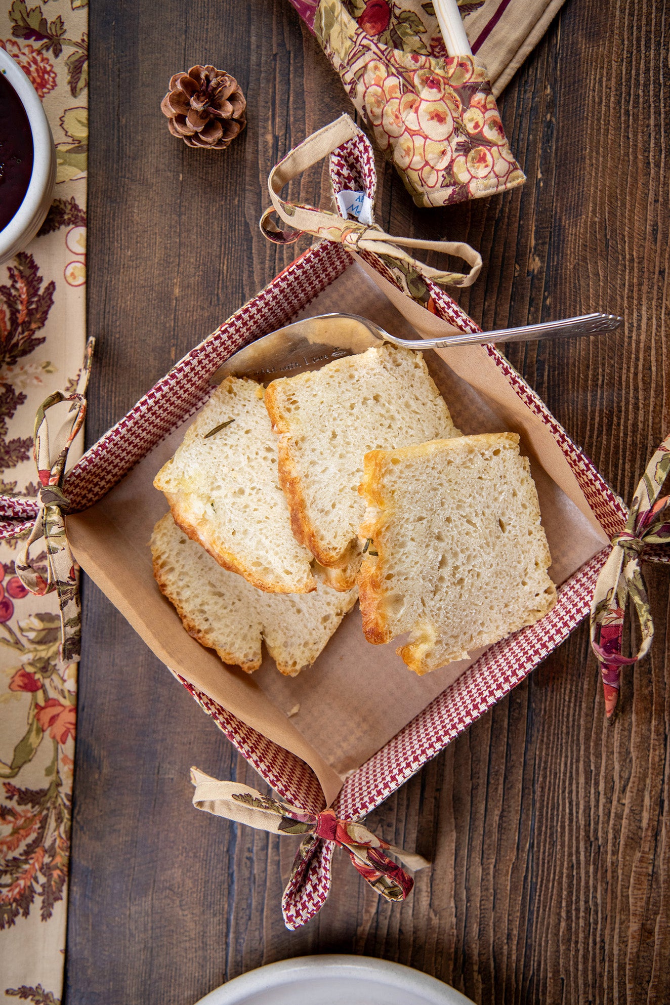 Bountiful Harvest Bun Tray