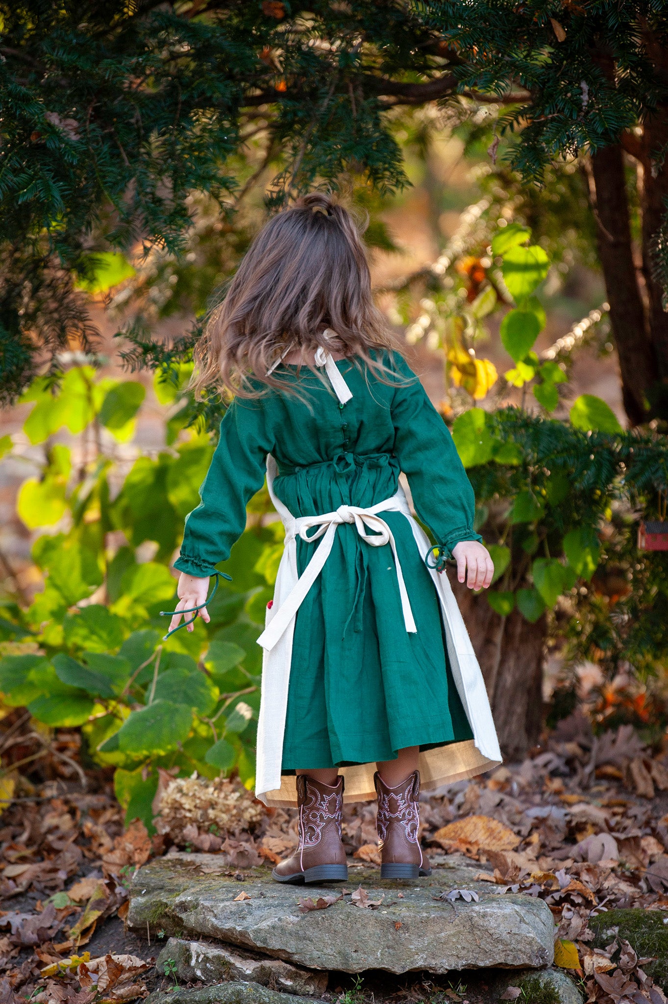 Women's 8-14 Woodland Songbirds factory Panel Apron in Royal Blue and Deep Greens, Magical Forest, Whimsical, Party Apron, Women's Aprons