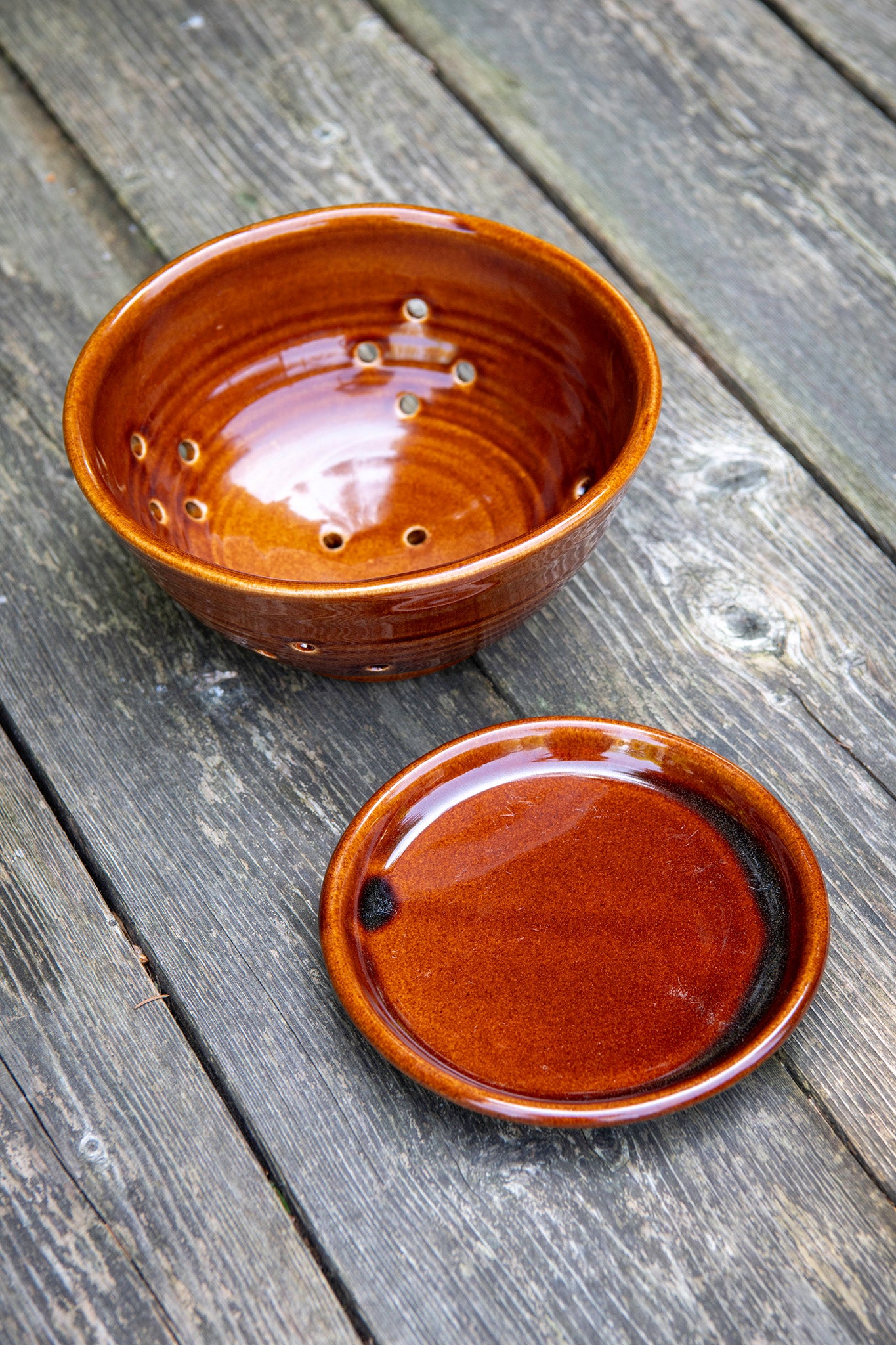 Berry Bowl with Saucer in Copper Clay