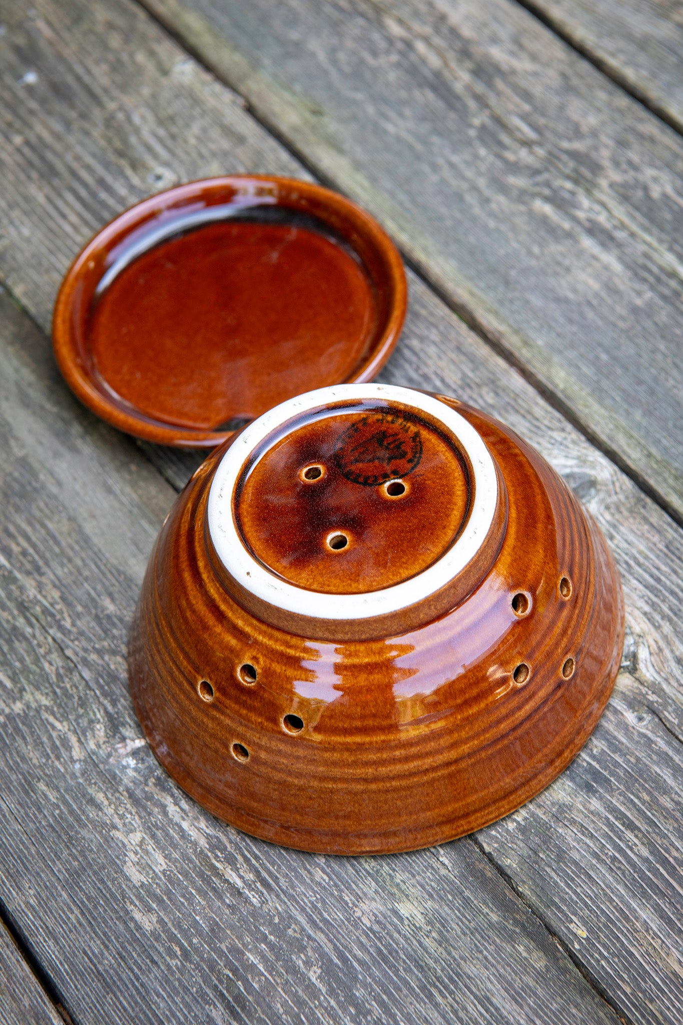 Berry Bowl with Saucer in Copper Clay