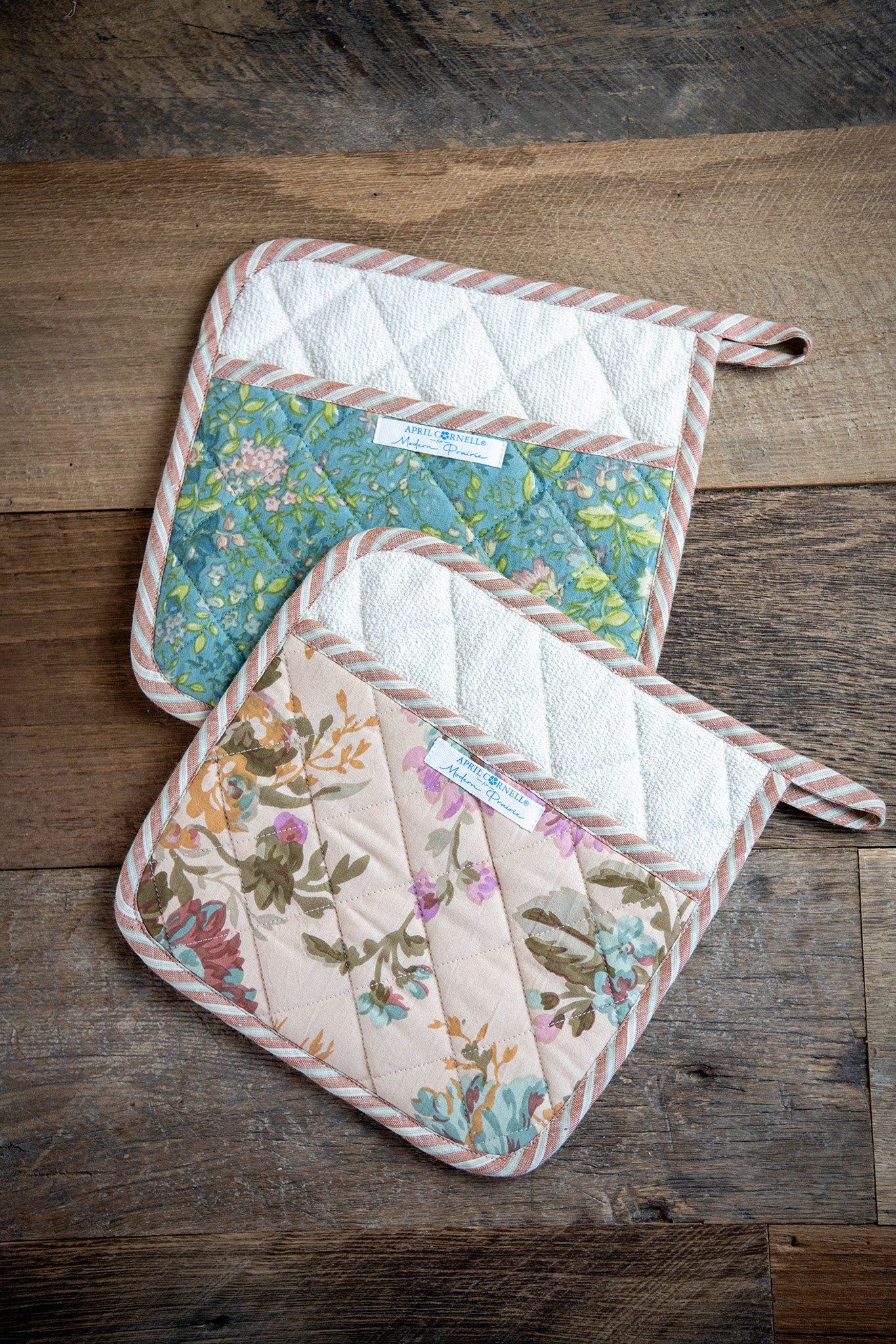 Cottagecore Patchwork Pocket Potholder, Set of 2