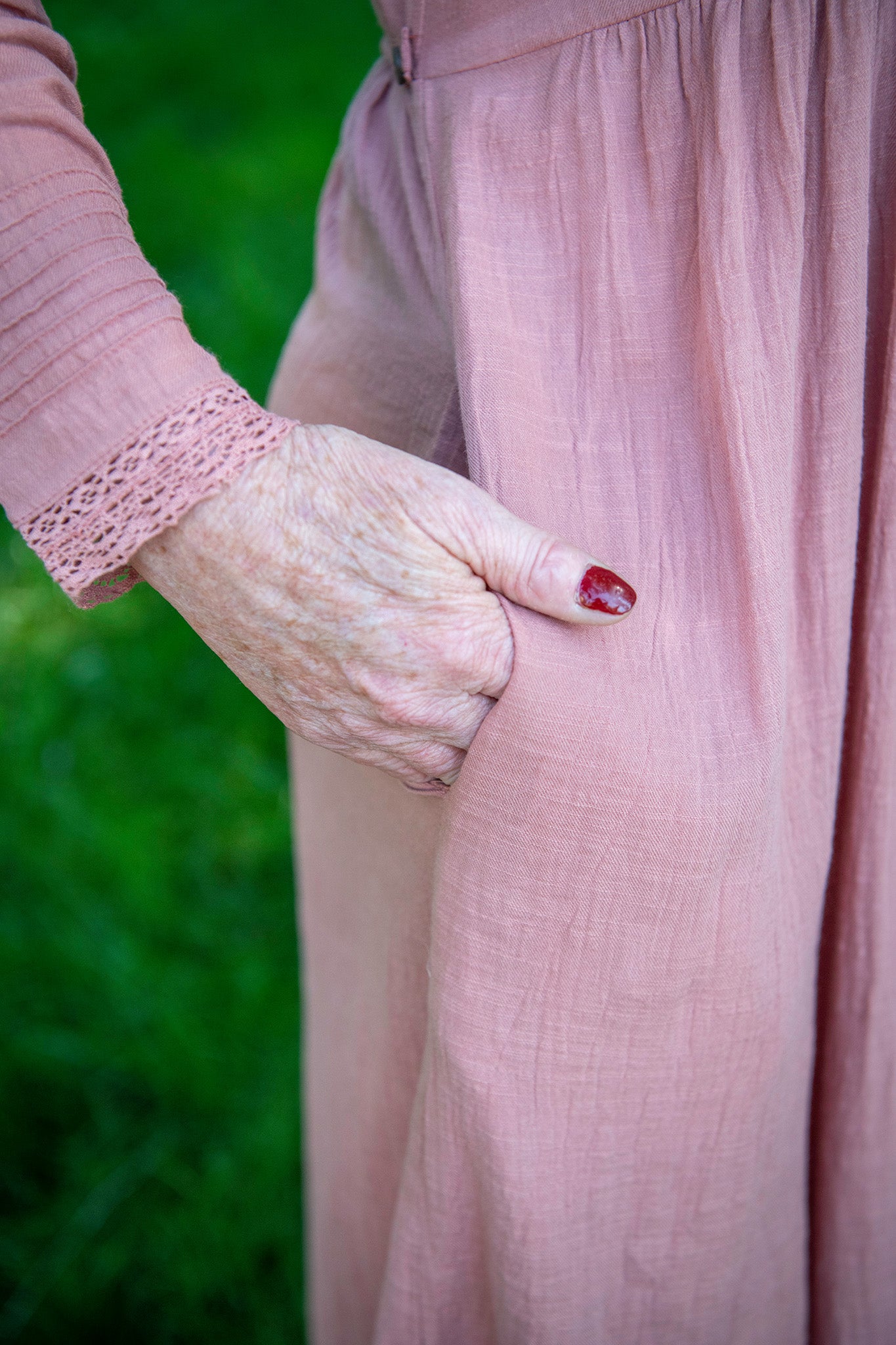 Heirloom Dress in Dusty Rose