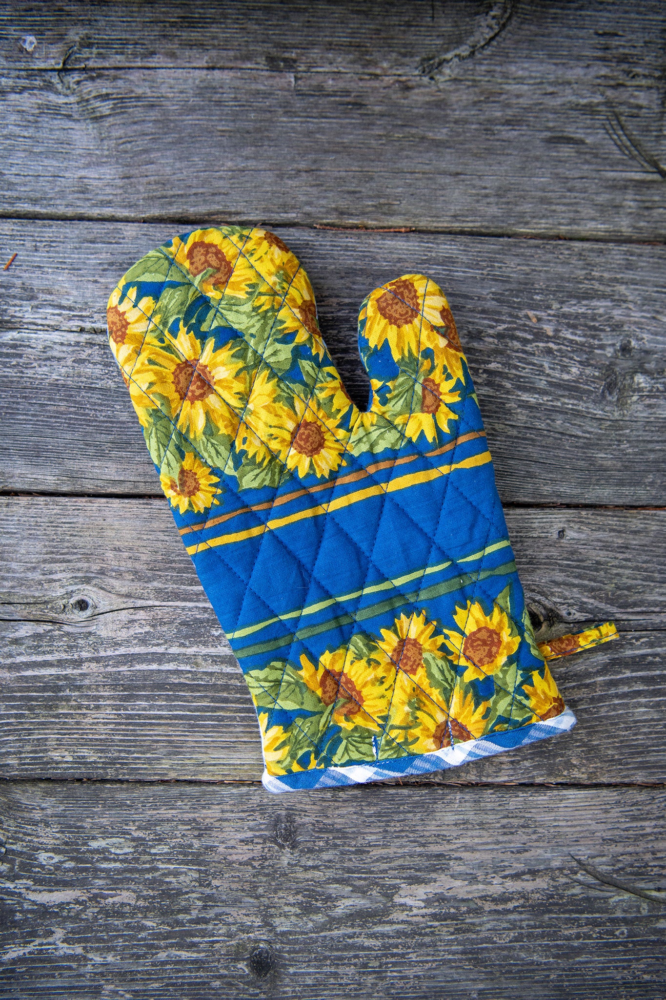 Sunflower Oven Mitt in Navy, Set of 2