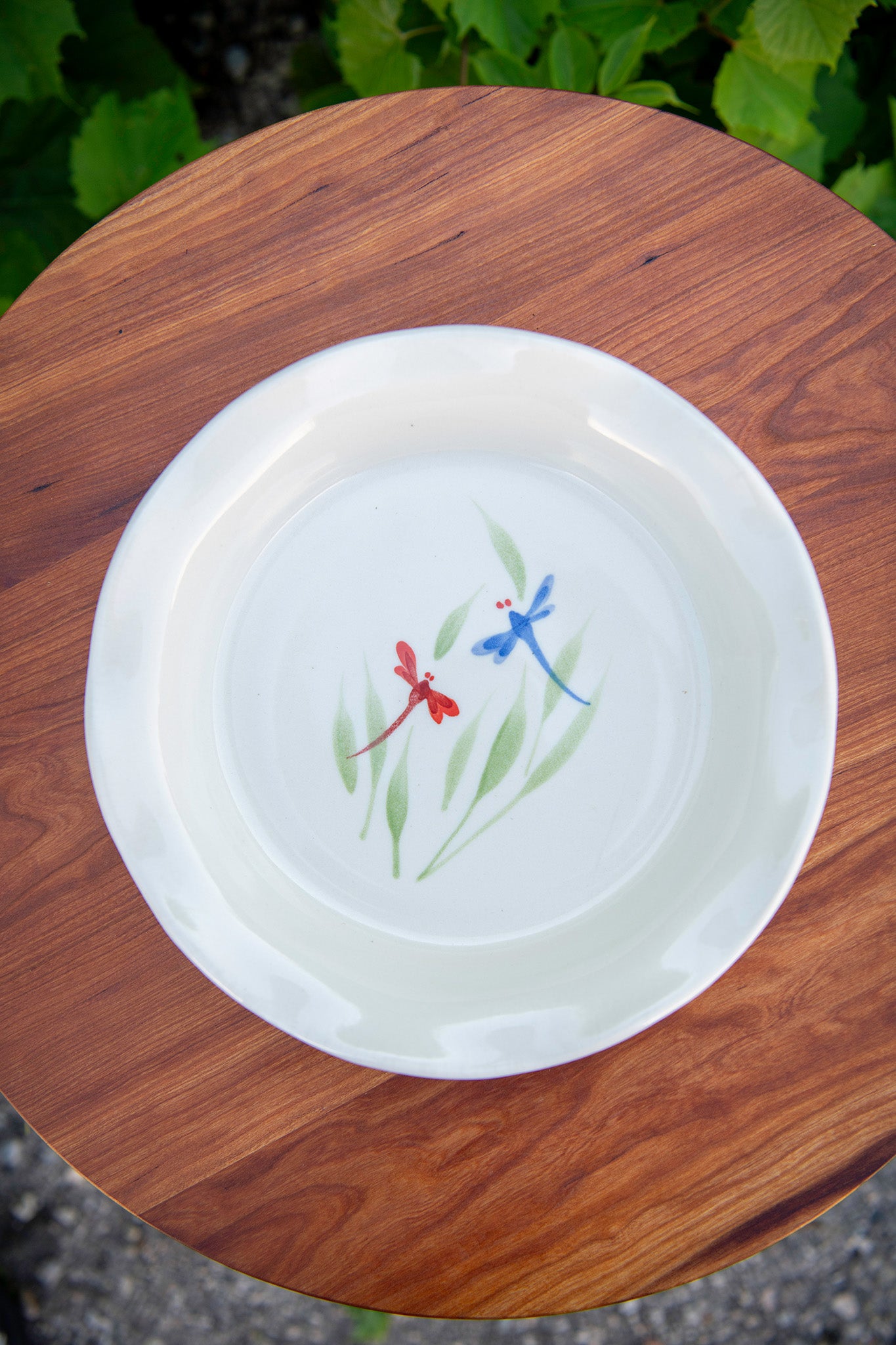 Emerson Pottery Frilly Pie Plate in Dragonfly