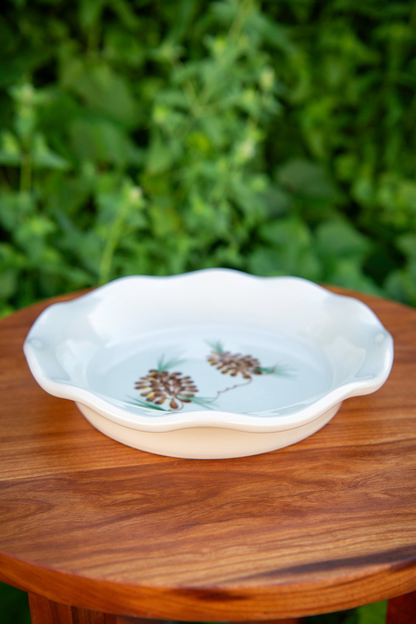 Emerson Pottery Frilly Pie Plate in Pinecone