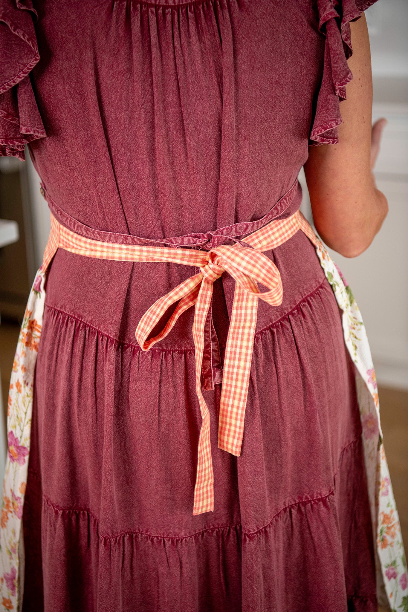 Prairie Flower Pastime Apron & Tea Towel Set