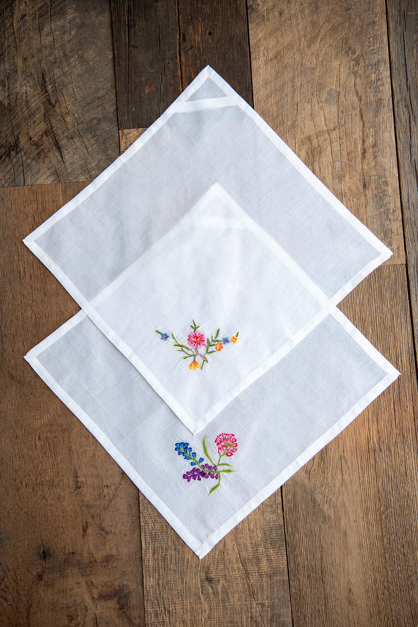 Spring Blooms Luncheon Napkin, Set of 2