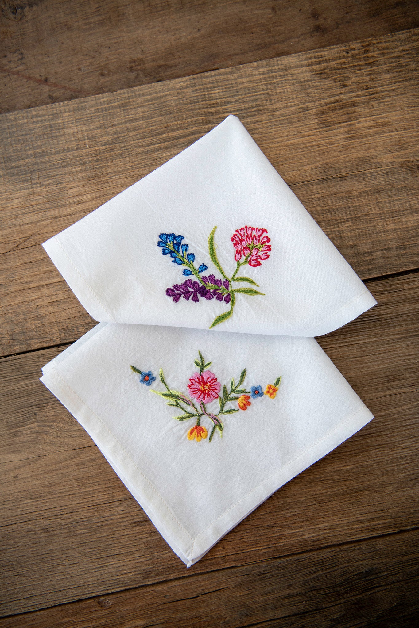 Spring Blooms Luncheon Napkin, Set of 2