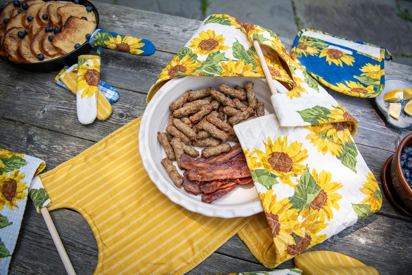 Sunflower Let-That-Casserole Carrier