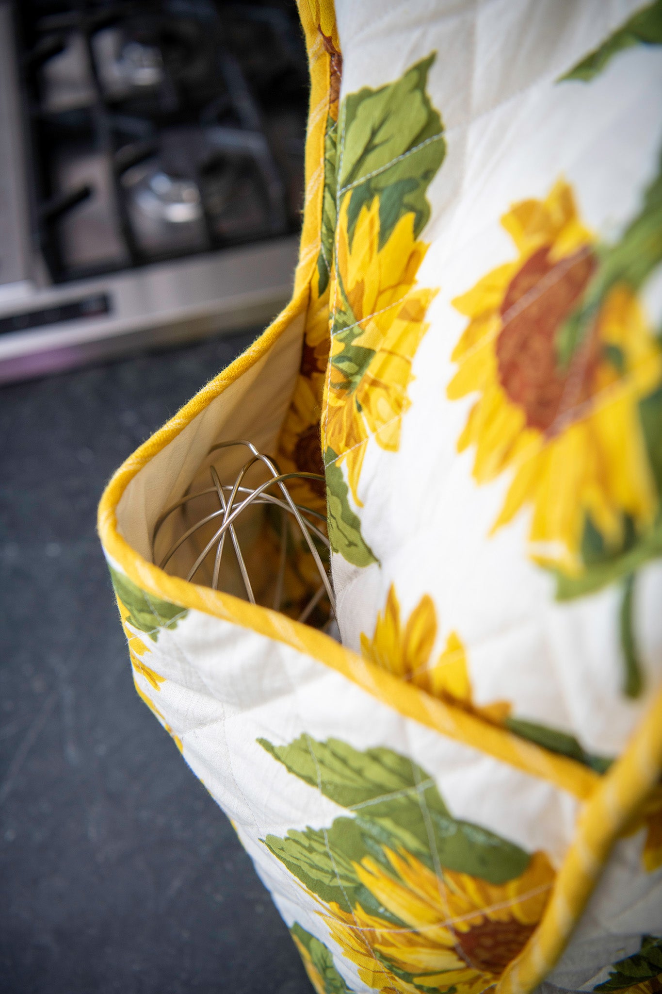 Sunflower Stand Mixer Cozy in Ivory