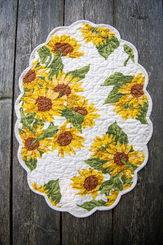 Sunflower Quilted Placemat in Ivory, Set of 4
