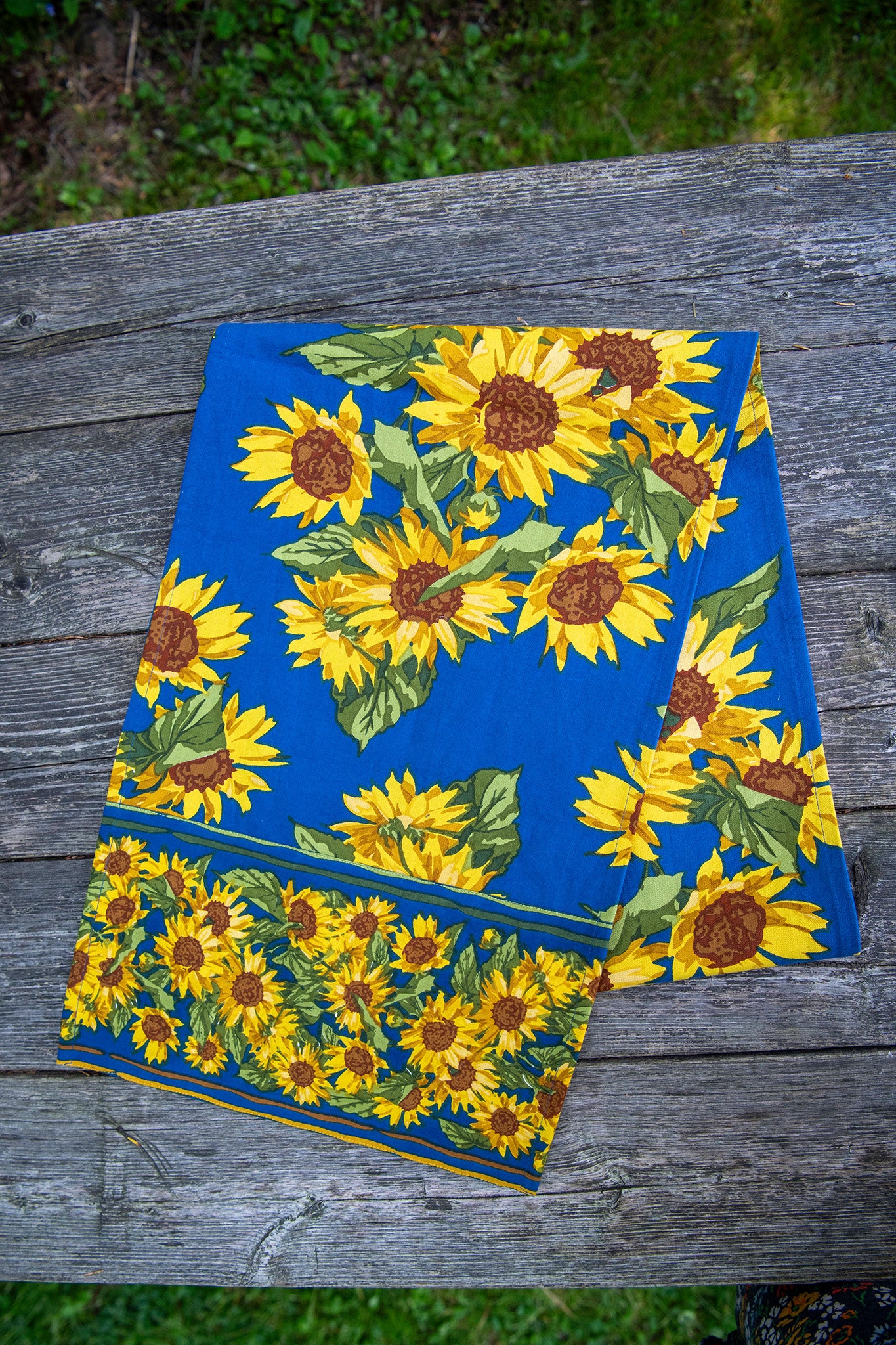 Sunflower Table Runner in Navy