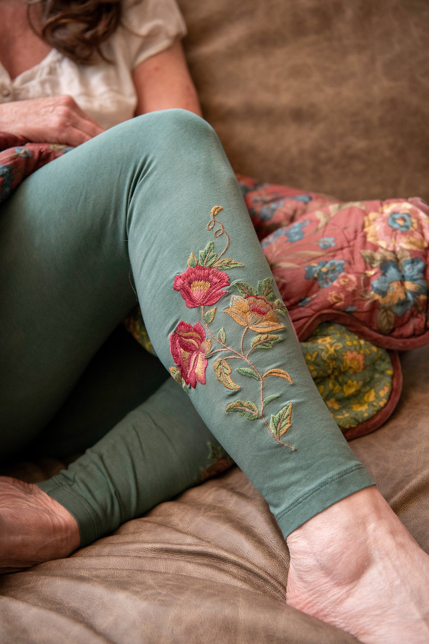 Tapestry Legging in Green